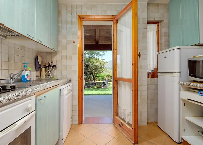 Casa Con Giardino 250 M Dal Mare *