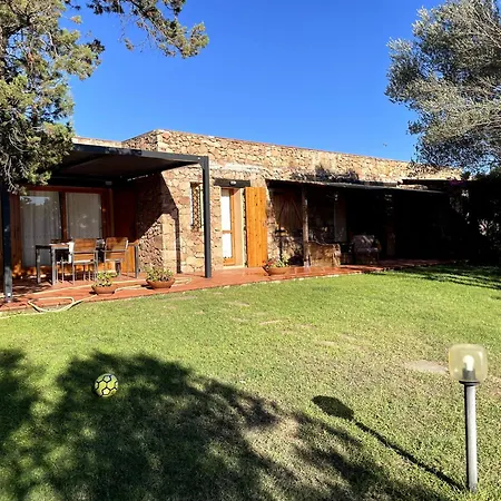 Casa Con Giardino 250 M Dal Mare