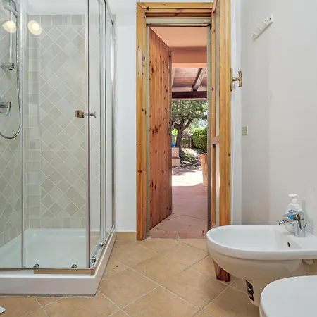 Casa Con Giardino 250 M Dal Mare *