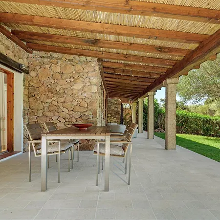 Casa Con Giardino 250 M Dal Mare * Porto Rotondo