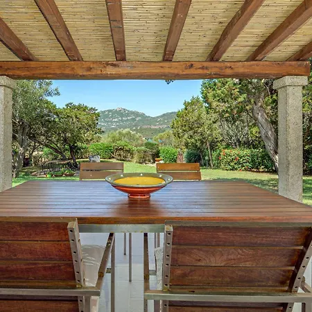 Casa Con Giardino 250 M Dal Mare Nyaraló